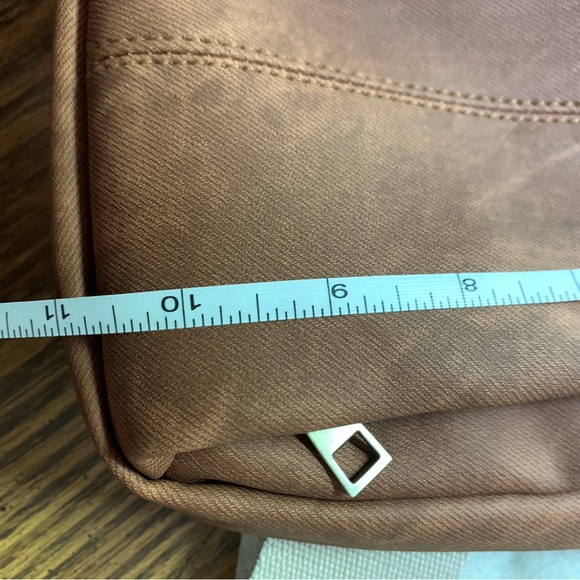 Brown Sling Bag with Patterned Strap NWOT - Picture 3 of 8